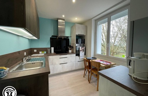 Cheffois Cabaña | Casa renovada cerca del Rocher de Cheffois con Wifi