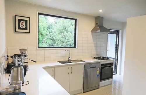 Hanmer Springs Casa | Renovated House Stunning Mountain Views