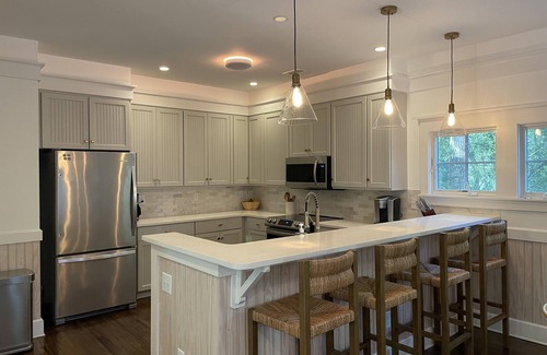Keepers Landing Casa | Renovated Keeper's Landing Cottage with 2 carts, bikes and beach gear awaits.