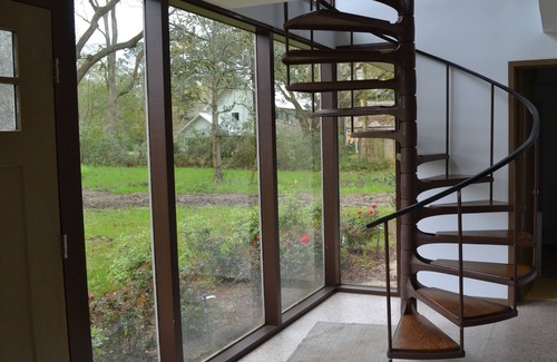 South Baton Rouge Casa | Casa moderna de mediados de siglo renovada en Highland Road