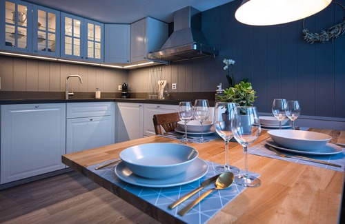 Grindelwald Chalet De Esquí | Renovated, modern furnished vacation apartment - quiet location