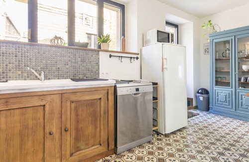 La Haye-Pesnel Cabaña | Casa normanda renovada con patio, cerca de Granville