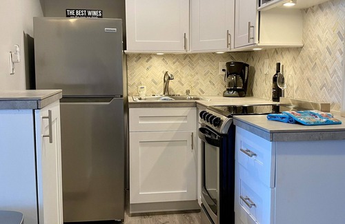 Red Hook Condominio | Renovated Oceanfront Condo with AMAZING views! St. Thomas, VI.