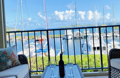 Red Hook Condominio | Renovated Oceanfront Condo with AMAZING views! St. Thomas, VI.