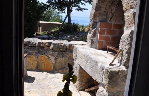 Prizna Cabaña | Casa de montaña, restaurado vieja stonemaid chorro a sólo 20 minutos de la playa