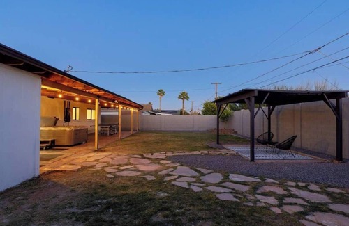 Scottsdale Estates Ten Casa | Renovated Retreat | Old Town Scottsdale | Sleeps 6