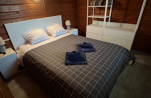 Caldones Cabaña | Renovated rural wooden cabin 10 km from Gijón.