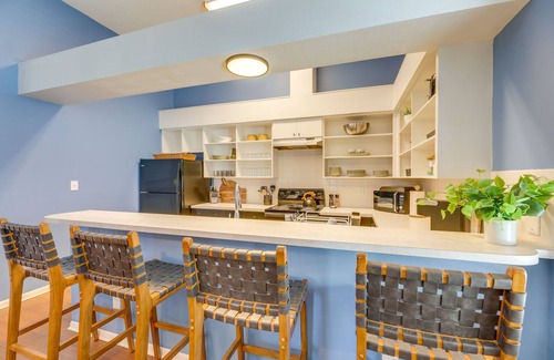 Downtown Apartamento | Renovated San Marcos Vacation Rental w/ Balcony!