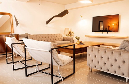 Saint-Ignat Casa | Renovated, spacious and comfortable 26-bed mill