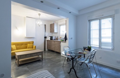 Notre-Dame Apartamento | Estudio renovado, cómodo, tranquilo, en el centro, a 10 'a pie del castillo