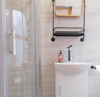 Leeds Apartamento | Renovated Studio - Free Parking - Great Location