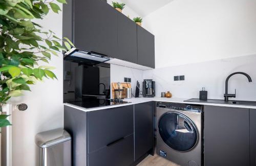 Montrouge Apartamento | Renovated Studio walking distance to Paris