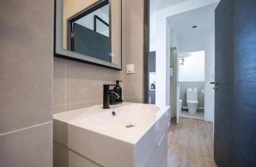 Montrouge Apartamento | Renovated Studio walking distance to Paris