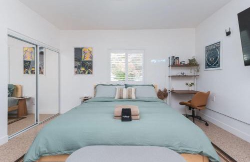 Montclair Apartamento | Renovated Stylish Guesthouse By Claremont With Private Patio