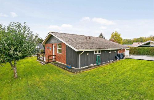Pøt Strandby Casa | Renovated Summer House Incl Ing And Linen