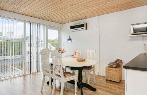 Pøt Strandby Casa | Renovated Summer House Incl Ing And Linen