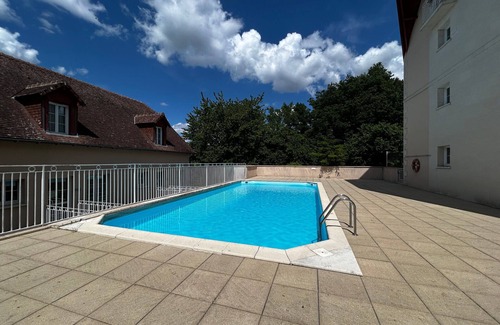 La Roche-Posay Apartamento | T2 renovado con piscina climatizada cerca de Thermas, estacionamiento y WIFI
