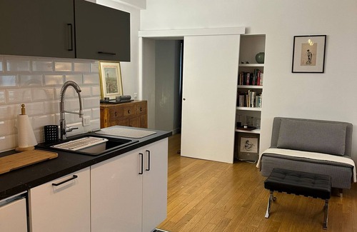 Montmartre Apartamento | Renovated terrace apartment in Montmartre