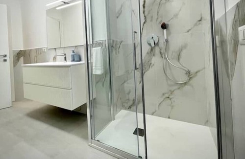 Fiera Apartamento | Renovated two-room apartment, Near the San Siro and Fiera