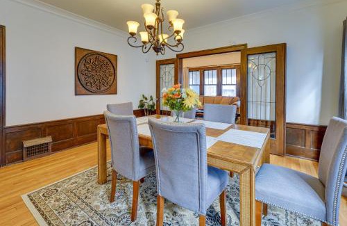 Grosse Pointe Casa | Renovated Victorian House about 7 Miles to Downtown!