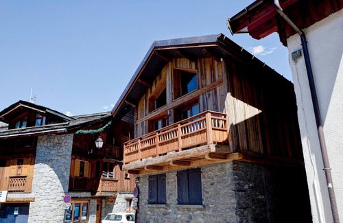Le Praz Chalet De Esquí | Casa de pueblo renovada en el corazón de Le Praz, a 150m de las pistas