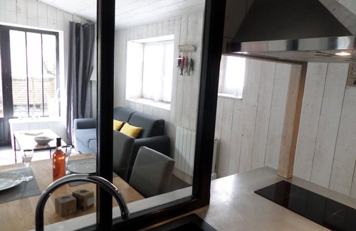 Rivedoux-Plage Casa | Bodega renovada, espíritu de taller 2/3 pers. ubicado en el corazón del pueblo