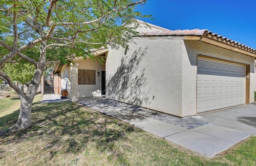 Yuma Apartamento | Renovated Yuma Home w/ Community Pool!