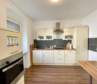 Mendig Apartamento | Renoviertes Monteurhaus in Mendig für 6 Personen!