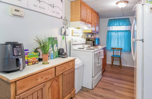 Wildwood Cabaña | Rent 18 and older! Ready Irish and Firemans Weekend, and all fall conventions!!