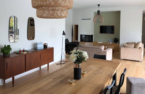 Bassussarry Casa | Rent an architect's villa with direct access to the Arcangues golf course (Basque Country)