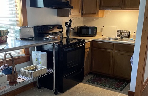 Williamsport Apartamento | Rent by the month ,fully furnished.Centrally located, cozy & clean.