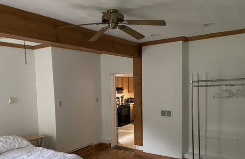 Williamsport Apartamento | Rent by the month ,fully furnished.Centrally located, cozy & clean.