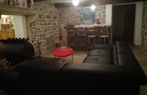 Chirassimont Casa | Alquiler de casa de campo 14-16 personas