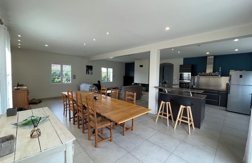 Yevres Casa | Rent large house