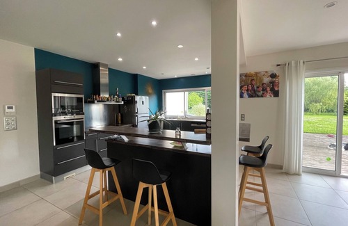 Yevres Casa | Rent large house