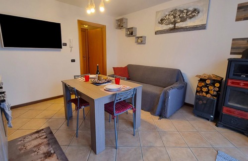 Dossena Apartamento | Rent modern Il Sole relax