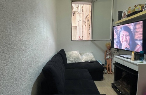 Las Acacias Apartamento | Rent studio only for tourists near downtown madrid