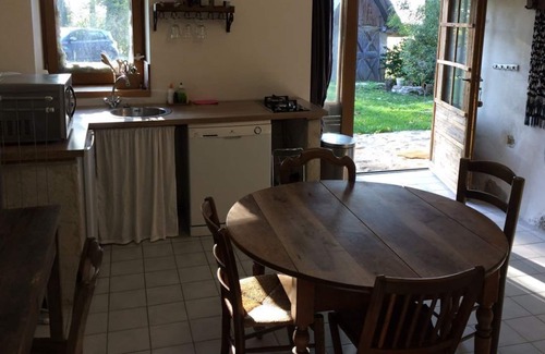 Trevignin Otro | Alquila dos apartamentos independientes en una gran masía reformada