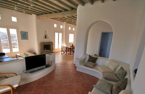 Plintri Villa | rent villa paradise beach - Mykonos