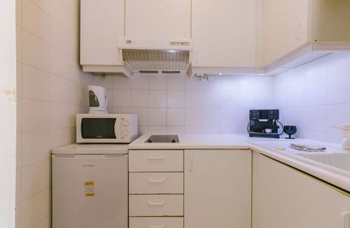 Estoril Apartamento | RENT4REST ESTORIL BEACHFRONT APARTMENT - STUDIO