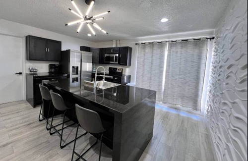 Las Vegas Apartamento | Modern renovated apartment in Fremont