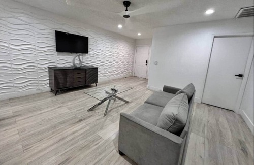 Las Vegas Apartamento | Modern renovated apartment in Fremont
