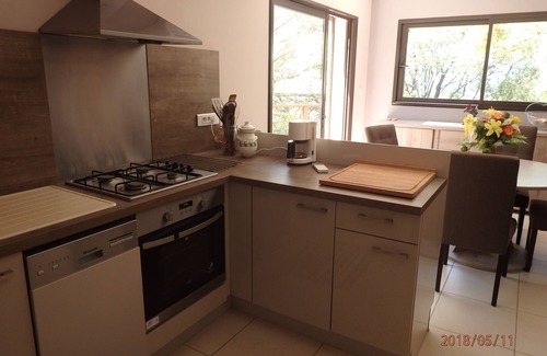 Propriano Casa | APARTAMENTO DE ALQUILER EN LA VILLA VISTA AL MAR DE 55 m2 - A 5 minutos de las playas