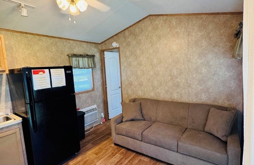 Wisconsin Dells Cabina | Rental Cabin #305 w/Queen bed