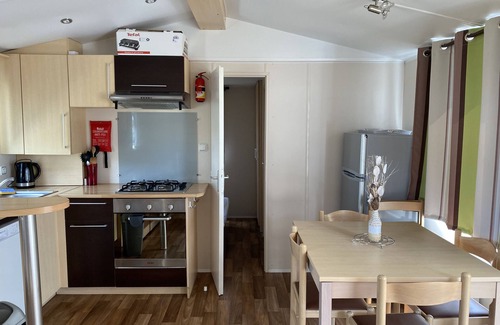 Ronce-les-Bains Casa | Alquiler de autocaravana 6/8 personas en camping 4 * LA PIGNADE