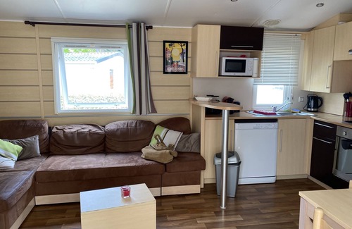 Ronce-les-Bains Casa | Alquiler de autocaravana 6/8 personas en camping 4 * LA PIGNADE