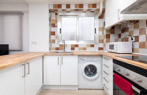El Cabanyal Apartamento | Piso · València · ★4,45 · 3 dormitorios · 4 camas · 1 baño