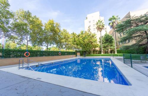 Doctor Barraquer-Grupo Renfe-Policlinico Apartamento | RentalSevilla Concejal Alberto Jiménez-Becerril