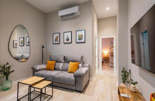 Historical Center Apartamento | RentalSevilla Plaza de San Quintín