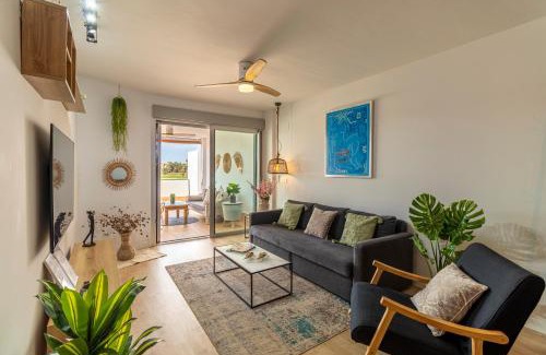 Motril Apartamento | RentitSpain Apartamento Serena Terraza con vista a Golf